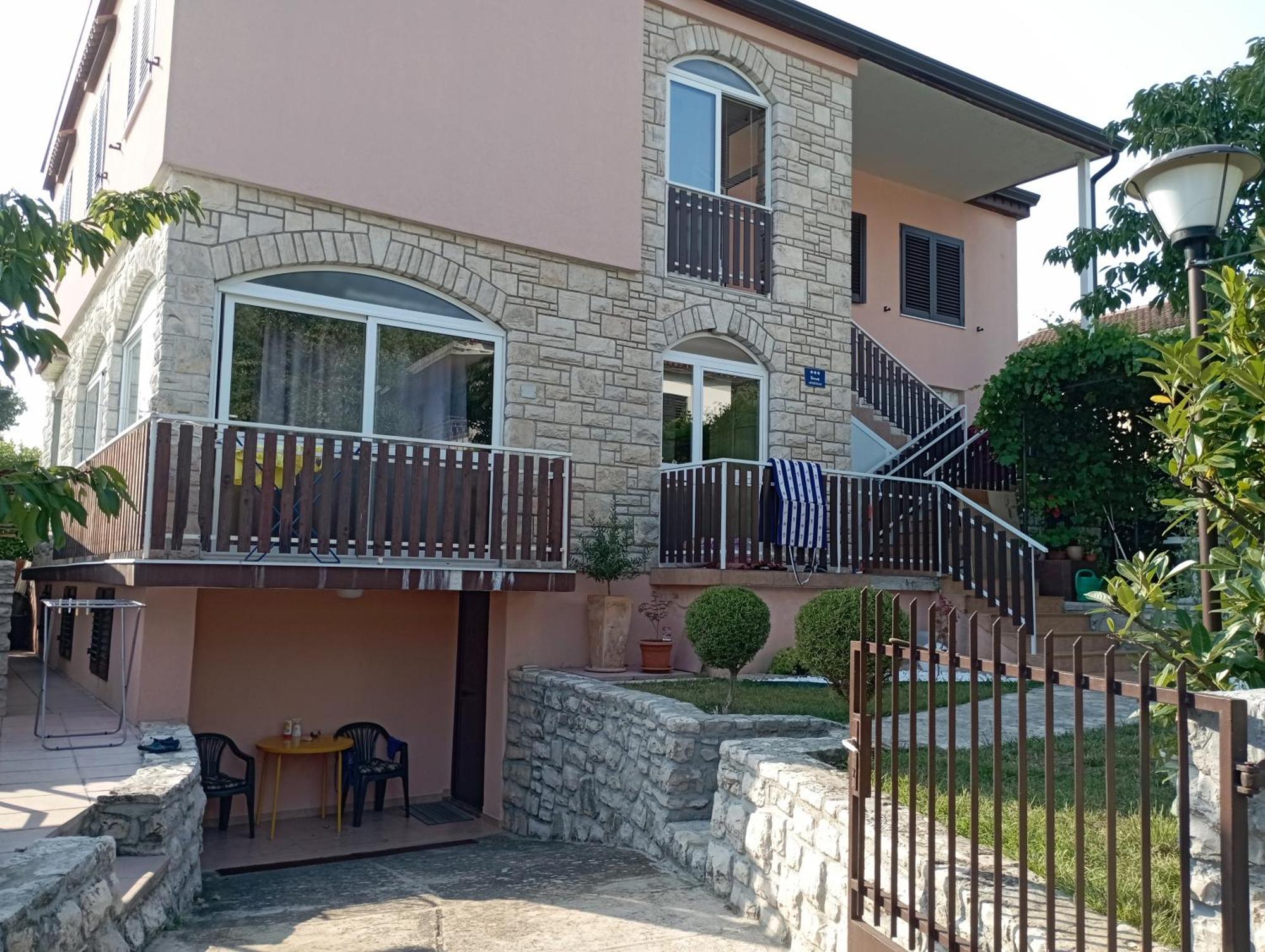 Apartman Sole Apartamento Karigador Exterior foto